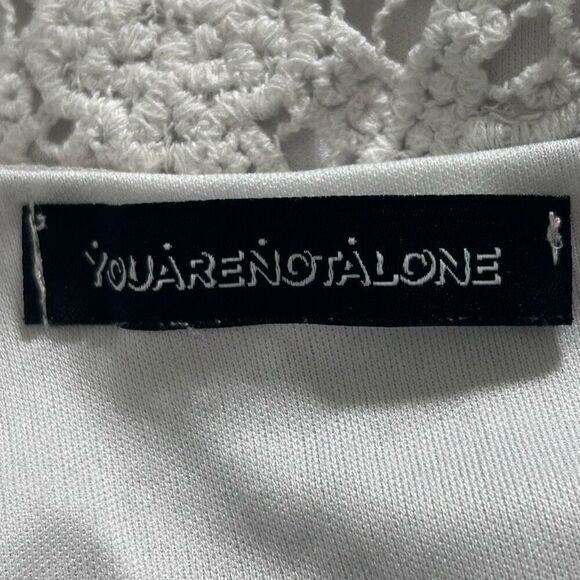 You Are Not Alone Cami Tank Top Women's Medium White Halter Embroidered Crochet - Picture 14 of 14